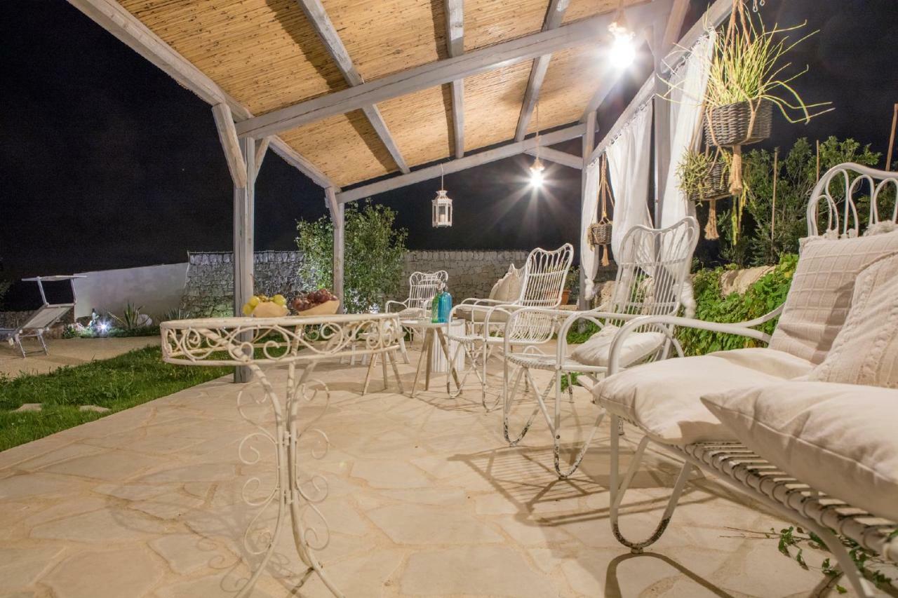בית הארחה דונאפוגאטה 	Terre Di Cavalusi Relais מראה חיצוני תמונה