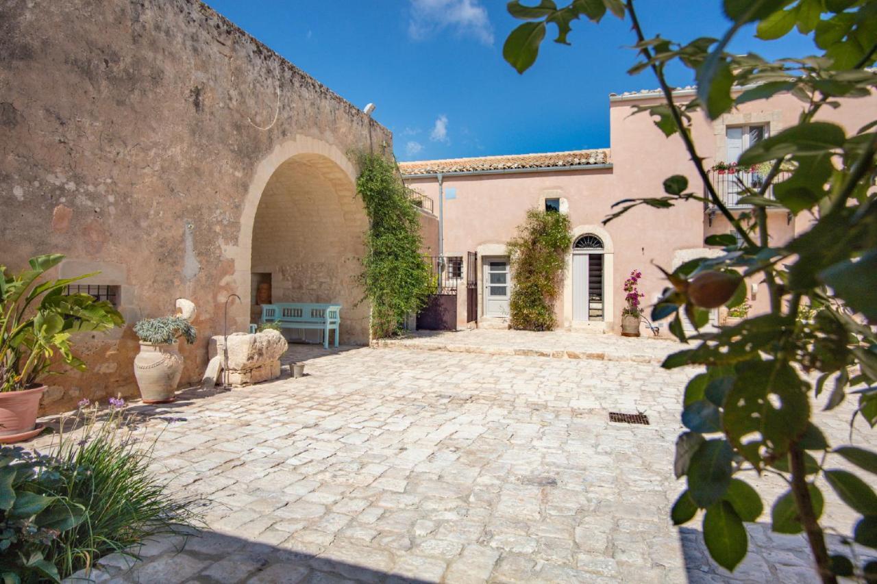 בית הארחה דונאפוגאטה 	Terre Di Cavalusi Relais מראה חיצוני תמונה